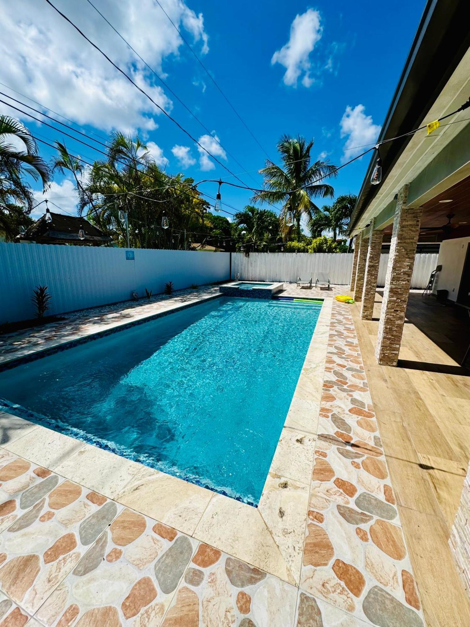 Heated Pool Hot Tub Miami Vila Exterior foto