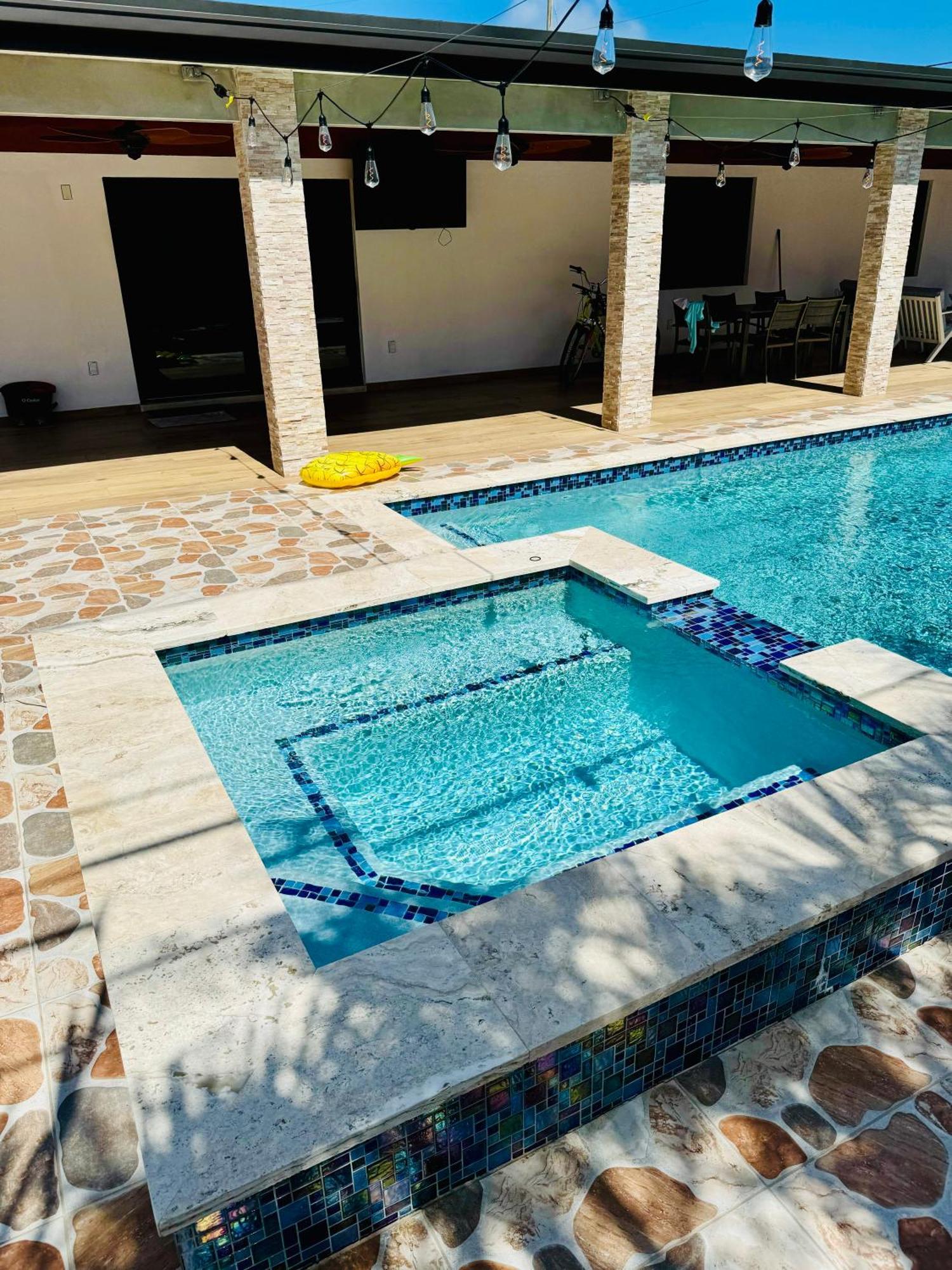 Heated Pool Hot Tub Miami Vila Exterior foto