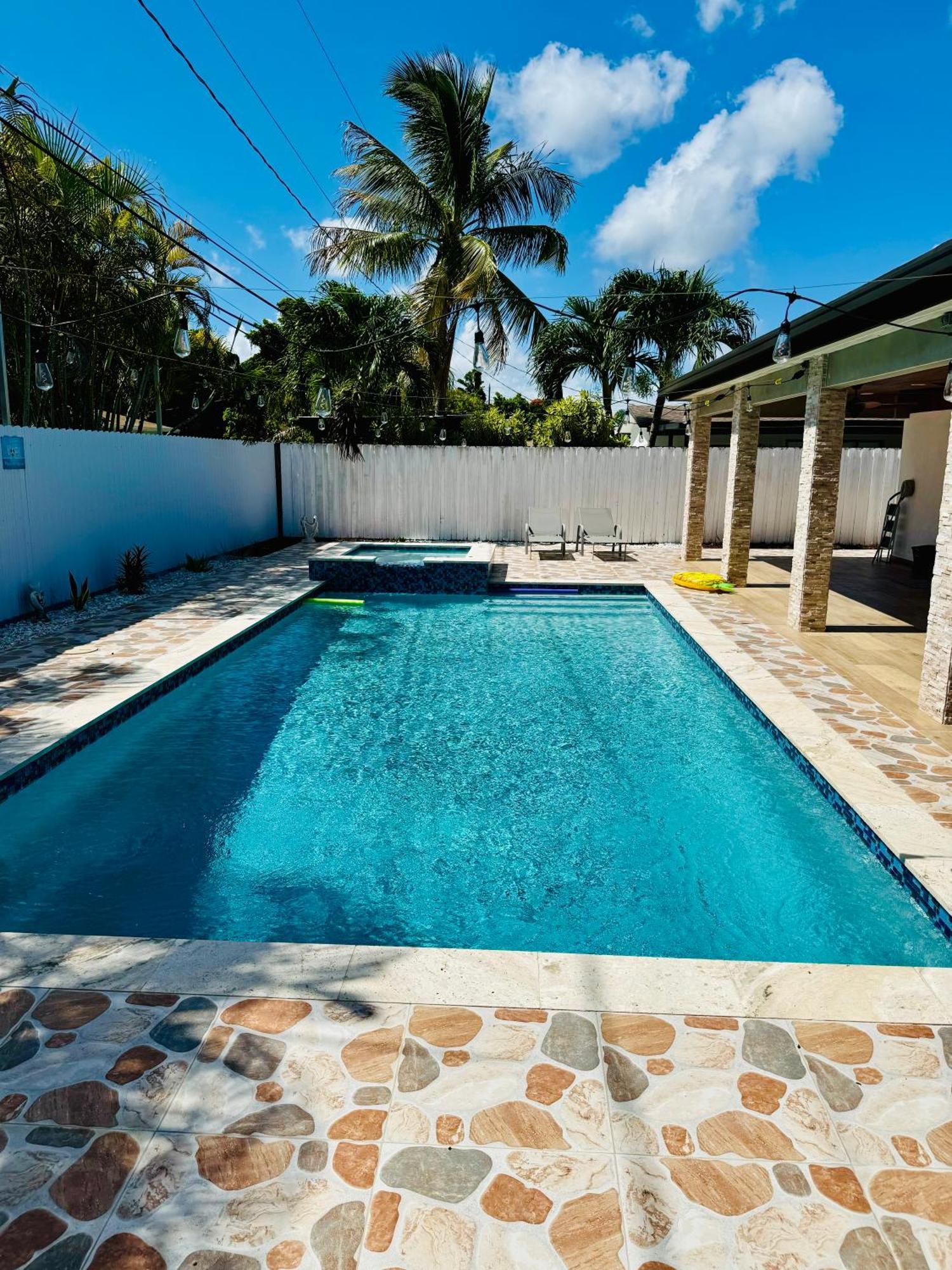 Heated Pool Hot Tub Miami Vila Exterior foto